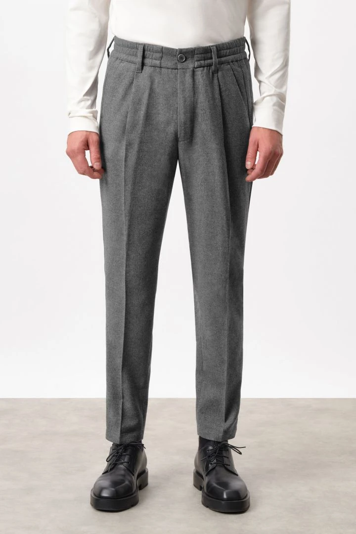 DRYKORN Casual Hose Mit Bundfalte In Softem Woll-Flanell Grau 3 DRYKORN Casual Hose Mit Bundfalte In Softem Woll-Flanell Grau