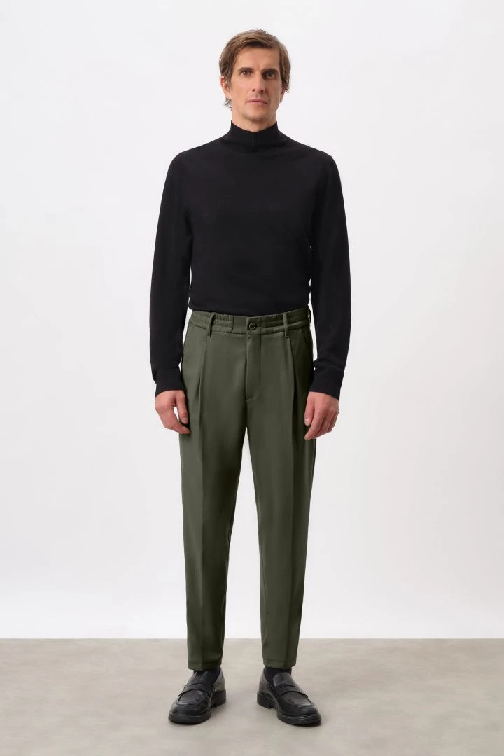 DRYKORN Casual Hose Mit Bundfalte In Softem Flanell Grün 4 DRYKORN Casual Hose Mit Bundfalte In Softem Flanell Grün - Image 2