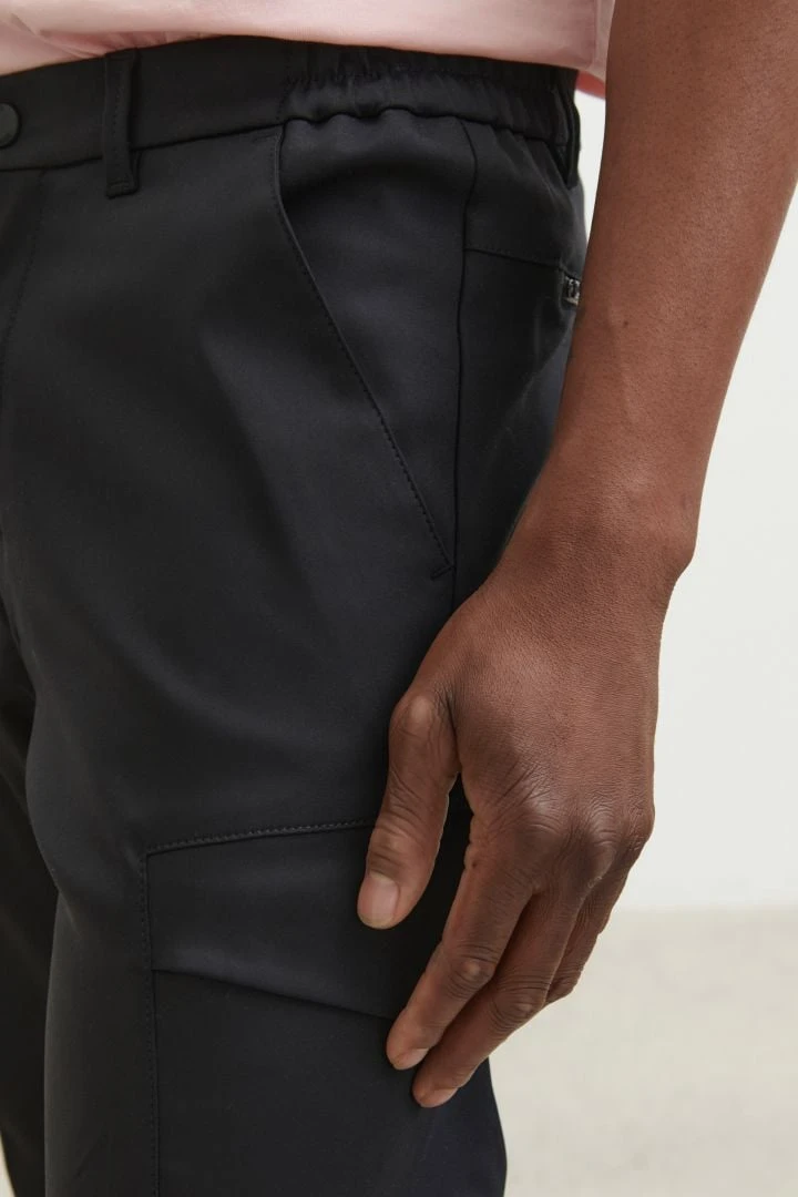 Cargohose Schwarz 6 Cargohose Schwarz - Image 4
