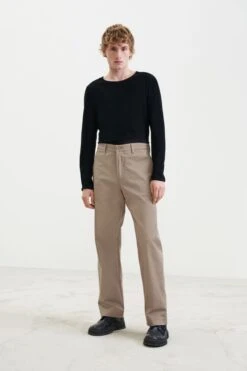 Herrenhose Beige -Drykorn Geschäft 10 40 122011 40601 TAVIS 1790 02 7554e6ce0e7ca5068357b1da6707521a7d53f4b9 720x1080