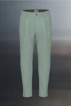 Casual Hose Mit Bundfalte Aus Technischer Baumwolle Grün 13 Casual Hose Mit Bundfalte Aus Technischer Baumwolle Grün -Drykorn Geschäft 10 40 122099 40393 CHASY 2602 07 50daf71604d597a47eb66193e7b6370bb78d28c1 720x1080