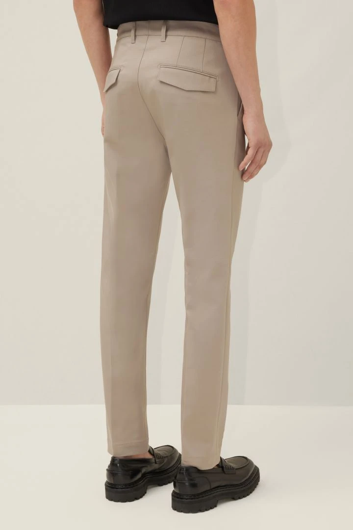 Slim Fit Chino Aus Techno-Stretch Braun 5 Slim Fit Chino Aus Techno-Stretch Braun - Image 3