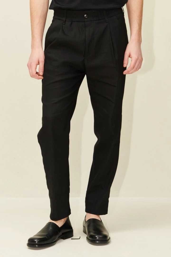 Casual Hose Mit Bundfalte Aus Leinen-Mix Schwarz 3 Casual Hose Mit Bundfalte Aus Leinen-Mix Schwarz