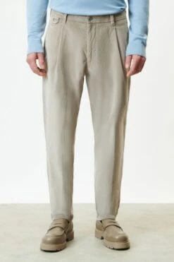 DRYKORN Chino In Regular Fit In Softem Cord Beige