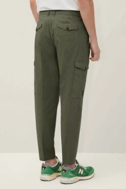 Cargopants Aus Baumwoll-Mix Grün -Drykorn Geschäft 10 40 134029 40579 LEVEN 2100 03 52ef65ded0bda09aabcec3445f0b16822d7ba20a 720x1080