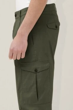 Cargopants Aus Baumwoll-Mix Grün -Drykorn Geschäft 10 40 134029 40579 LEVEN 2100 04 5a4733c3d4697767f867702b06db2bf74fd6d3a6 720x1080