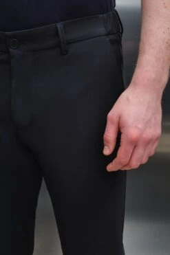 Konfektionierte Bi-Stretch Hose Blau 12 Konfektionierte Bi-Stretch Hose Blau -Drykorn Geschäft 10 40 136193 40652 AJEND 3000 04 ff65704afc7fd138c830cdc4f49d910ea3fad11c 720x1080