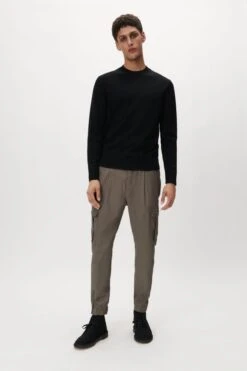 Cargopants Mit Raffsaum Beige -Drykorn Geschäft 10 40 138217 40635 LIGO 1705 02 d7a0e66bfe09e9d492923714a9196bdcdb225eab 720x1080