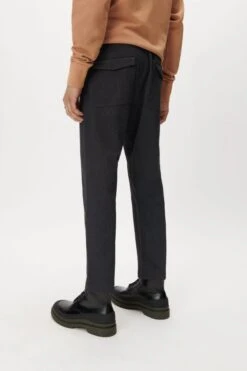 Legere Jogpants Grau -Drykorn Geschäft 10 40 138221 40544 TROP 6100 03 fce56f3850b76508ed929369468f31a9665f28f0 720x1080