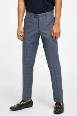 Klassische Chino Blau