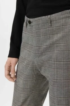 Glencheck Chino Grün -Drykorn Geschäft 10 40 146361 40275 KILL 2100 04 1915e0fa898db0bd3108d366f4f1f390ac49b8c9 720x1080