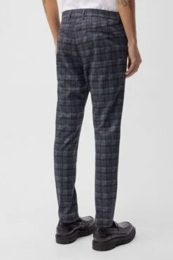 Karierte Slim Fit Hose Blau -Drykorn Geschäft 10 40 146365 40602 PAID 3000 03 f49509490ec253cbbddb0438306137a561371e56 720x1080