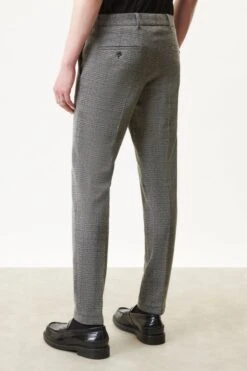 DRYKORN Slim Fit Chino In Italienischem Jersey Grau 10 DRYKORN Slim Fit Chino In Italienischem Jersey Grau -Drykorn Geschäft 10 40 146408 40427 SIGHT 6402 03 2ada9a355807b0363d5c14ab9bf2407b057bb42d 720x1080