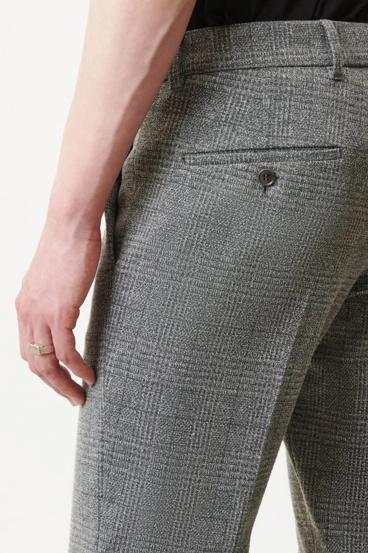 DRYKORN Slim Fit Chino In Italienischem Jersey Grau 6 DRYKORN Slim Fit Chino In Italienischem Jersey Grau - Image 4