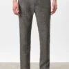 DRYKORN Slim Fit Chino In Softem Baumwoll-Mix Braun -Drykorn Geschäft 10 40 146432 40650 KREW 2 1108 01 177813d141b70c7e2cdb7ee0b084d816975bd4f6 720x1080