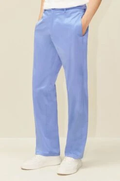 DRYKORN Chino Mit Weitem Bein Aus Satin Blau -Drykorn Geschäft 10 40 150161 40665 TAVIS 3 3406 04 f279eae3ea486d78c56a1c3195713601547486f6 720x1080