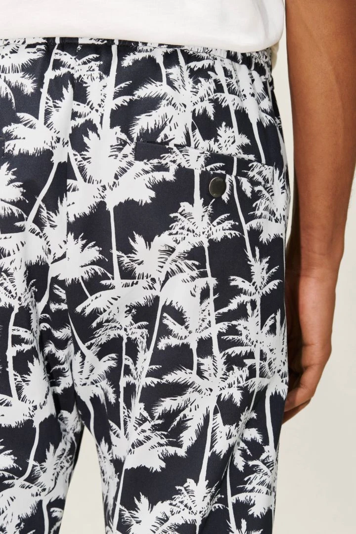 DRYKORN Jogpants Mit Palmen-Print Blau 7 DRYKORN Jogpants Mit Palmen-Print Blau - Image 5