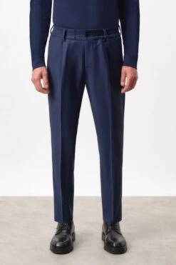 Casual Hose Mit Bundfalte Aus Bi-Stretch Blau