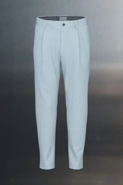 Casual Hose Mit Bundfalte Aus Bi-Stretch Wolle Blau -Drykorn Geschäft 10 40 190001 40393 CHASY 3900 07 7f76a15487f87f8f0e7d060450b0e5a4803b6193 720x1080