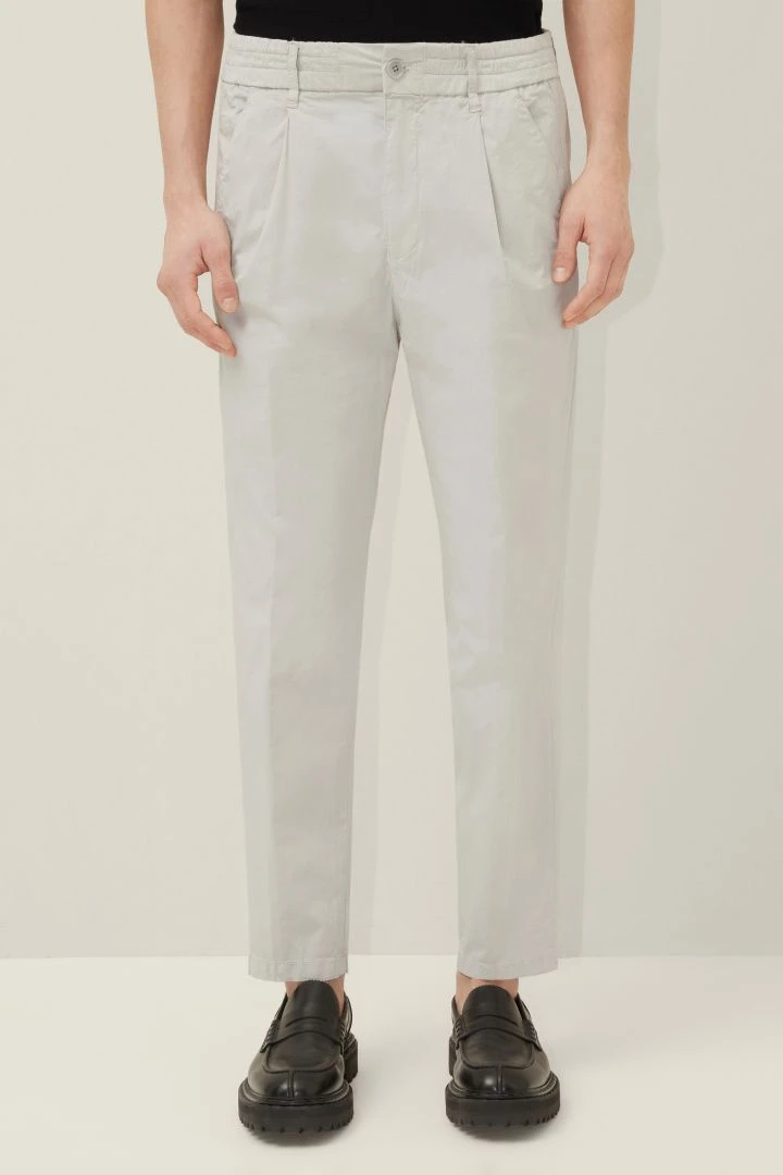 DRYKORN Casual Hose Mit Bundfalte Aus Bi-Stretch Baumwolle Grau 3 DRYKORN Casual Hose Mit Bundfalte Aus Bi-Stretch Baumwolle Grau