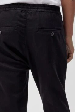Cotton-Stretch Jogpants Schwarz -Drykorn Geschäft 10 40 270066 40473 JEGER 1000 04 b7c7e1a77cc9ab301a10113f1187582254311d23 720x1080