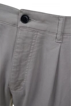 Cargopants In Bequemen Cottonstretch -Drykorn Geschäft 10 40 270066 40524 LAGO 6601 09 d7c70c4fbe3bae3a183591d6293770616627f7d4 720x1080