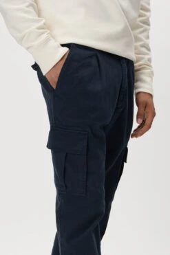Cotton-Stretch Cargopants Blau -Drykorn Geschäft 10 40 270095 40635 LIGO 3000 04 6bc4f166f4d25df159b1af842ff1fbf3e32b1f41 720x1080