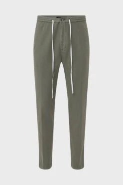 DRYKORN Jogpants Mit Tunnelzug Aus Lyocell-Baumwoll-Mix Grün -Drykorn Geschäft 10 40 270104 40473 JEGER 2100 07 594e4607378b9512ee53524913e3ef1dc916371c 720x1080