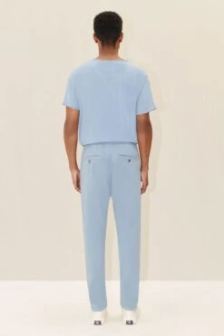 DRYKORN Jogpants Mit Tunnelzug Aus Lyocell-Baumwoll-Mix Blau 9 DRYKORN Jogpants Mit Tunnelzug Aus Lyocell-Baumwoll-Mix Blau -Drykorn Geschäft 10 40 270104 40473 JEGER 3712 03 55c0551ef0f639d2872b93d20bbaabbf201b53e2 720x1080