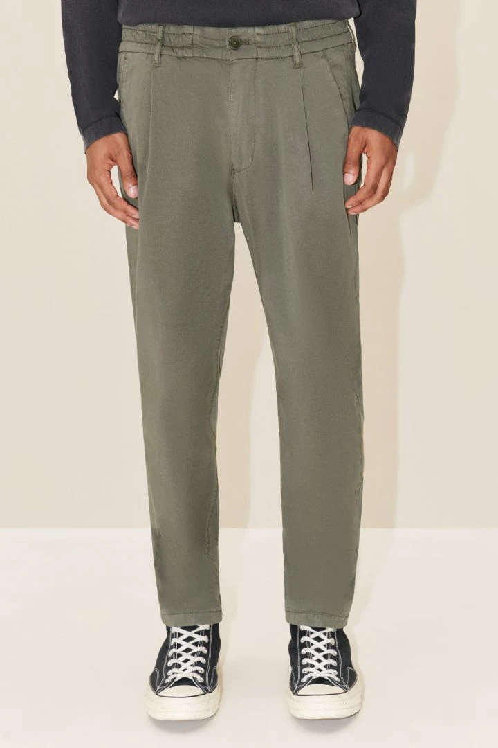 DRYKORN Casual Hose Mit Bundfalte Aus Lyocell-Baumwoll-Twill Grün 3 DRYKORN Casual Hose Mit Bundfalte Aus Lyocell-Baumwoll-Twill Grün