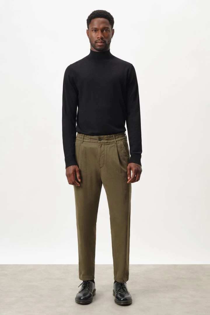 DRYKORN Casual Hose Mit Bundfalte In Twill Mit Garment-Dye Braun 4 DRYKORN Casual Hose Mit Bundfalte In Twill Mit Garment-Dye Braun - Image 2