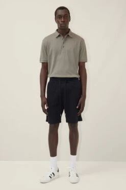 Relaxed Fit Sweatshorts Schwarz -Drykorn Geschäft 10 40 522071 40574 BREAK 1000 02 c557e7b1814e5fa2398f4baf965412bf9dc59341 720x1080