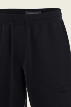 Relaxed Fit Sweatshorts Schwarz -Drykorn Geschäft 10 40 522071 40574 BREAK 1000 09 3649925be6b9f69f5190d79e2ecc69a30d5c68af 720x1080
