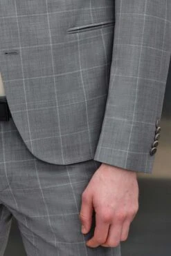 Skinny Fit Sakko Mit Gittermuster Grau -Drykorn Geschäft 10 42 146412 42333 IRVING SK 6402 05 d874026aff7d7458c542728aeb6896c06aa5e43b 720x1080