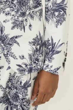 DRYKORN Sakko Mit Schalkragen Und All-Over-Print Weiß -Drykorn Geschäft 10 42 150167 42311 BELLAC 6000 04 4276797e1bceed0c971ed77abbac7e9ecf821198 720x1080