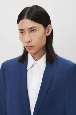 Skinny Fit Sakko Aus Bi-Stretch Wolle Blau 10 Skinny Fit Sakko Aus Bi-Stretch Wolle Blau -Drykorn Geschäft 10 42 190001 42333 IRVING SK 3302 04 3ad12c9486ae0e9e4d2979b6a28f87ae463c9b8b 720x1080