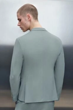 Bi-Stretch Zweireiher-Sakko Grün 9 Bi-Stretch Zweireiher-Sakko Grün -Drykorn Geschäft 10 42 190001 42375 BILBAO SK 2602 03 a3f5201af6f9075cab7ac1febf0d5403e382251a 720x1080