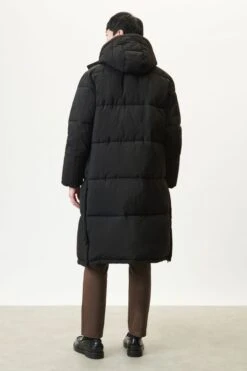 DRYKORN Langer Parka Mit Kapuze In Crinkle-Nylon Mit Steppoptik Schwarz -Drykorn Geschäft 10 44 134104 44785 MERENO 1000 03 9aa71cb0be3d796998c0c050914106a0a847b527 720x1080