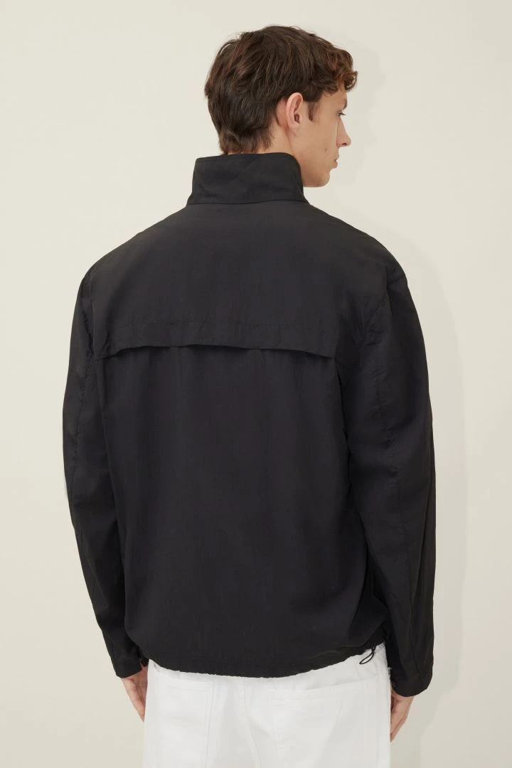 DRYKORN Lightweight Tracksuit Jacke Blau 5 DRYKORN Lightweight Tracksuit Jacke Blau - Image 3