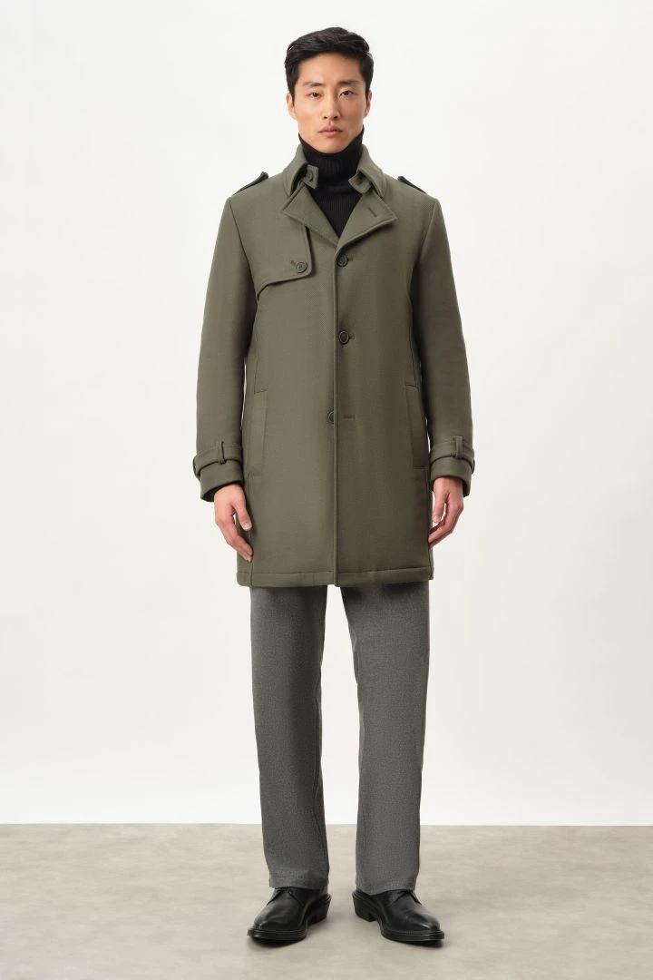 DRYKORN Trenchcoat In Winterlichem Woll-Mix Grün 3 DRYKORN Trenchcoat In Winterlichem Woll-Mix Grün