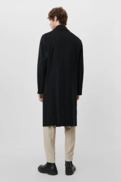 Zweireihiger Reversmantel In Kaschmir-Mix Schwarz 10 Zweireihiger Reversmantel In Kaschmir-Mix Schwarz -Drykorn Geschäft 10 45 120153 45223 SKYE 1000 03 662f1ef26ae223d575b1b106bfbe418c3de4557a 720x1080