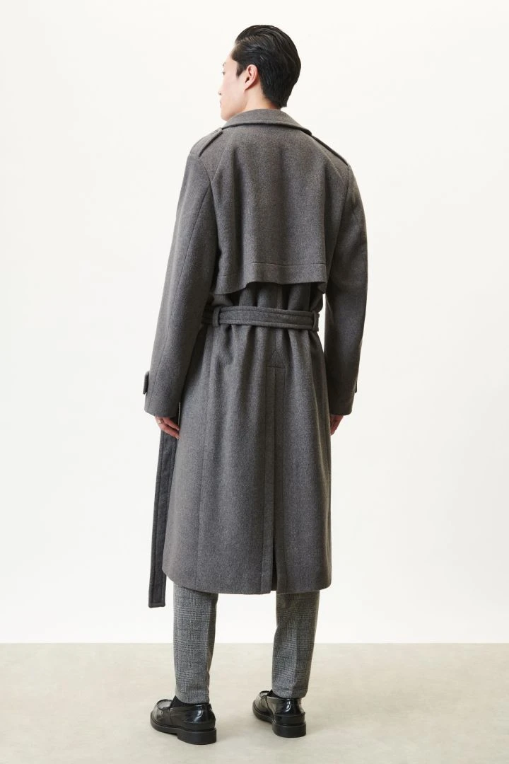 DRYKORN Trenchcoat Mit Gürtel In Italienischem Woll-Mix Grau 4 DRYKORN Trenchcoat Mit Gürtel In Italienischem Woll-Mix Grau - Image 2