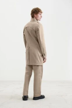 Trenchcoat In Baumwoll-Twill Beige -Drykorn Geschäft 10 45 122011 45108 SKOPJE 1790 03 ad0c9f9537f9216daa55110afef8ddd793f50bd5 720x1080