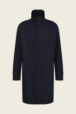 DRYKORN Stehkragenmantel In Baumwoll-Twill Blau 11 DRYKORN Stehkragenmantel In Baumwoll-Twill Blau -Drykorn Geschäft 10 45 122011 45237 RAUKEN 3000 07 26cc7563daa937f72c627be2c70949e14acf504e 720x1080