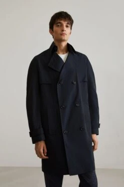 Cleaner Zweireiher Blau