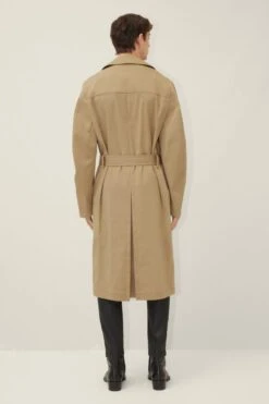 Zweireihiger Trenchcoat Mit Gürtel Braun -Drykorn Geschäft 10 45 134078 45244 BULINO 1603 03 64fcdb3e1dff9973f8fd4d28744d0b7b7a23b40e 720x1080