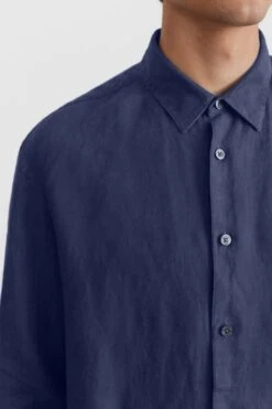 Klassisches Hemd In Slim Fit Aus Reinem Leinen Blau -Drykorn Geschäft 10 47 126004 47188 RUBEN 3200 05 600ce3e17d3b127c27fd9019f230b63a4f1c04c7 720x1080