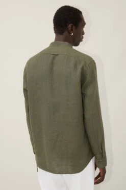 DRYKORN Hemd Mit Stehkragen Aus Reinem Leinen Grün -Drykorn Geschäft 10 47 126004 47254 TAROK 2100 03 227372807c137eb0c643cbb5e82527b2cfa0e4dd 720x1080