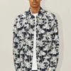 Oversized Hemd Mit All-Over Palmen-Print Blau -Drykorn Geschäft 10 47 126071 47319 OMANOC 3000 01 c7f960bfdbec184dde1bb0e981c73ad4b55eab06 720x1080