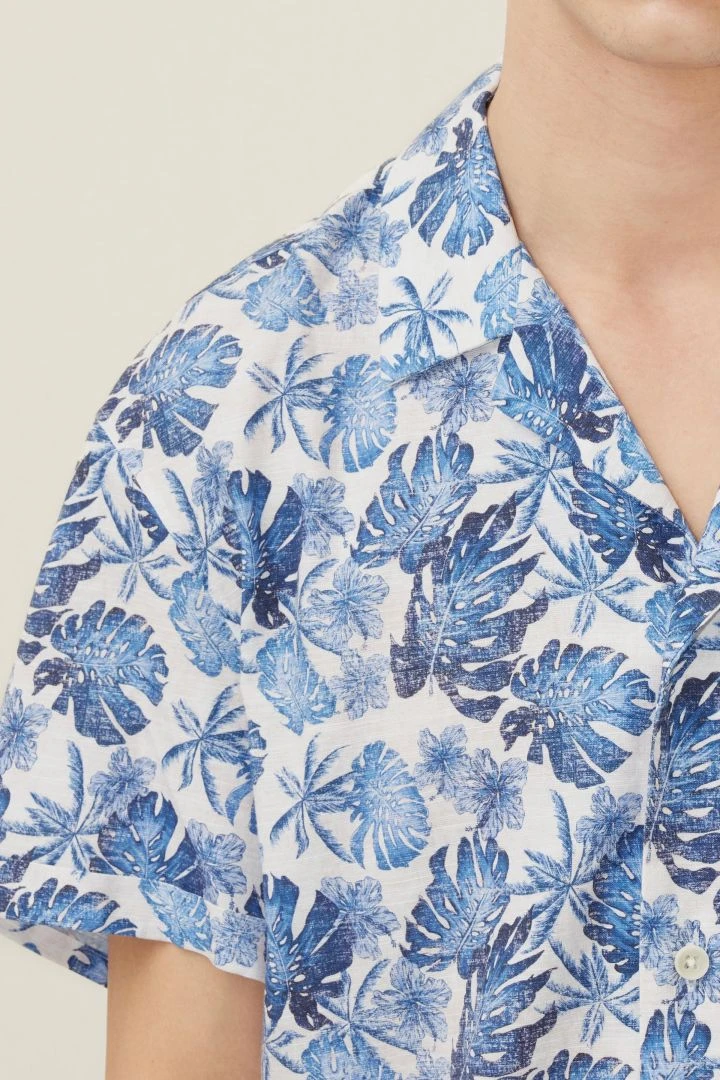 Kurzarmhemd Mit Camp Collar Und Floralem All-Over-Print Blau 6 Kurzarmhemd Mit Camp Collar Und Floralem All-Over-Print Blau - Image 4